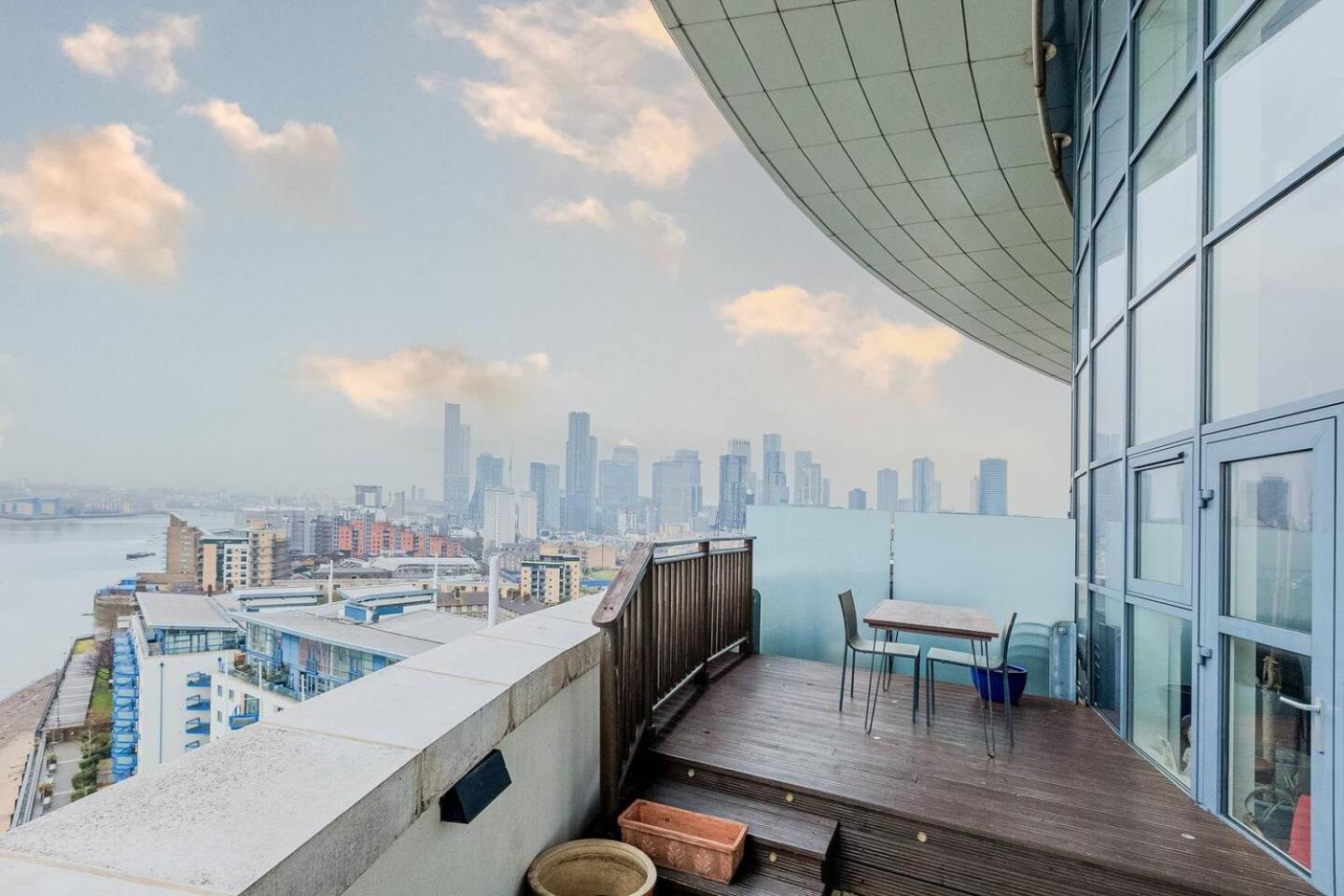 London Canary Wharf Riverside Penthouse Apartment Eksteriør billede